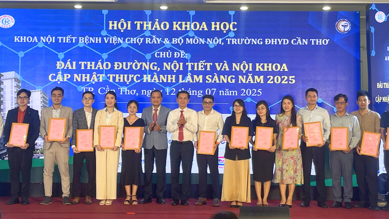 BOSTON PHARMA ĐỒNG HÀNH CÙNG HỘI THẢO KHOA HỌC TẠI TRƯỜNG ĐẠI HỌC Y DƯỢC CẦN THƠ
